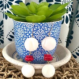 White and Pink Shell Stone Earrings